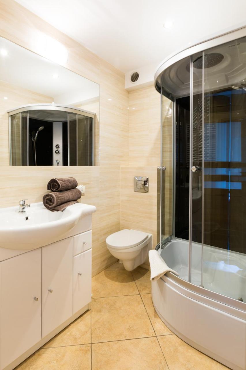 Aparthouse Apartamenty Centrum Сосновец Екстериор снимка